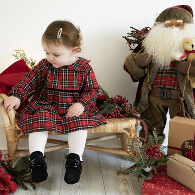 Black Velvet - Stay On Baby Booties With Non-Slip Soles | Snugabugz