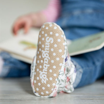 Floral Print - Baby Booties That Stay-On With Non-Slip Soles | Snugabugz