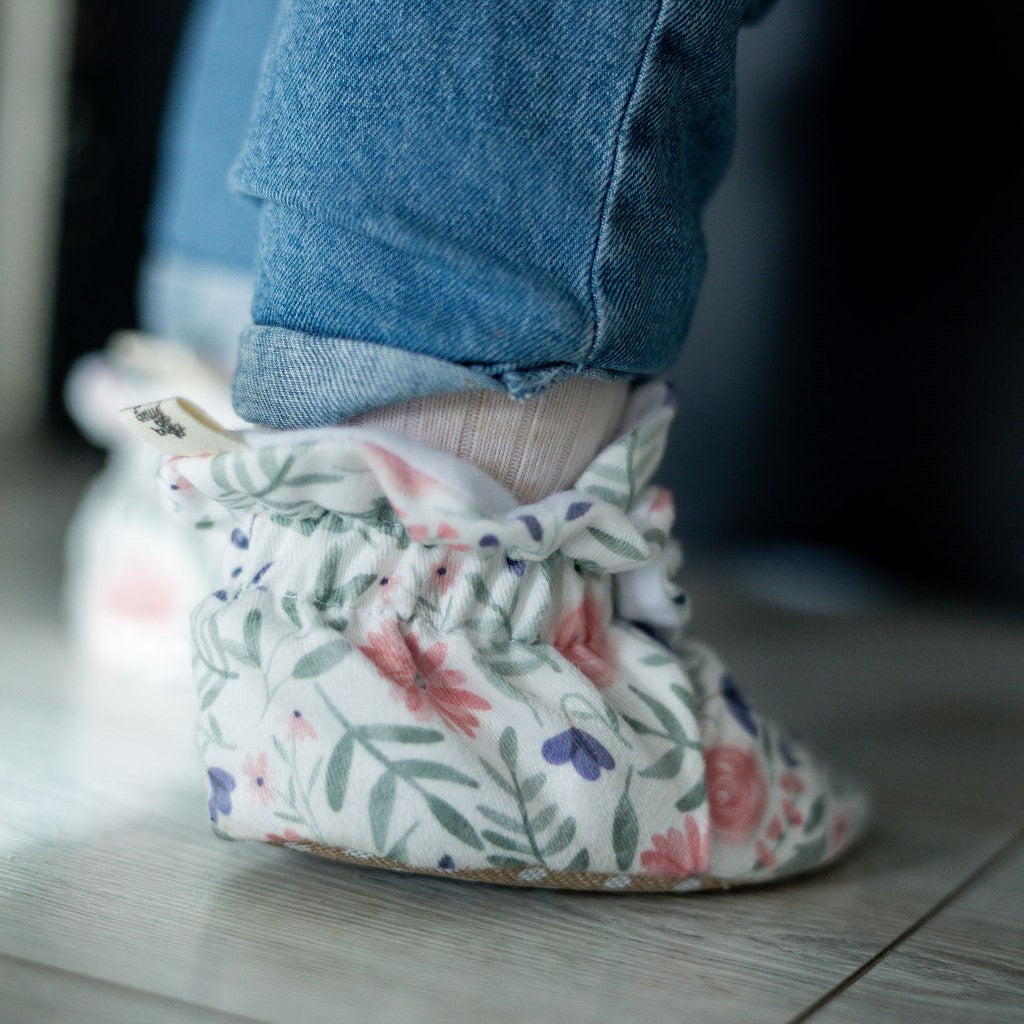 Floral Print - Baby Booties That Stay-On With Non-Slip Soles | Snugabugz