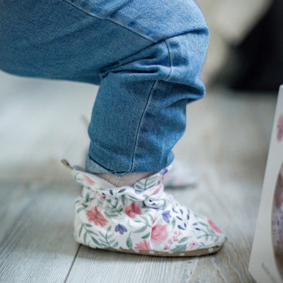 Floral Print - Baby Booties That Stay-On With Non-Slip Soles | Snugabugz
