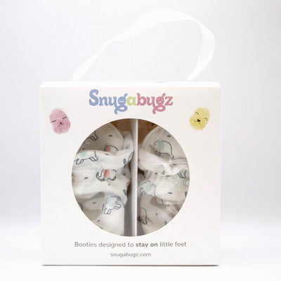 Gender neutral baby booties that stay on for infants made with soft organic cotton, vegan, sustainable, with flexible non-slip soles. Barefoot soft sole baby shoes with flexible soles. baby shoes in gift box for baby shower gift ideas or new baby gift idea.